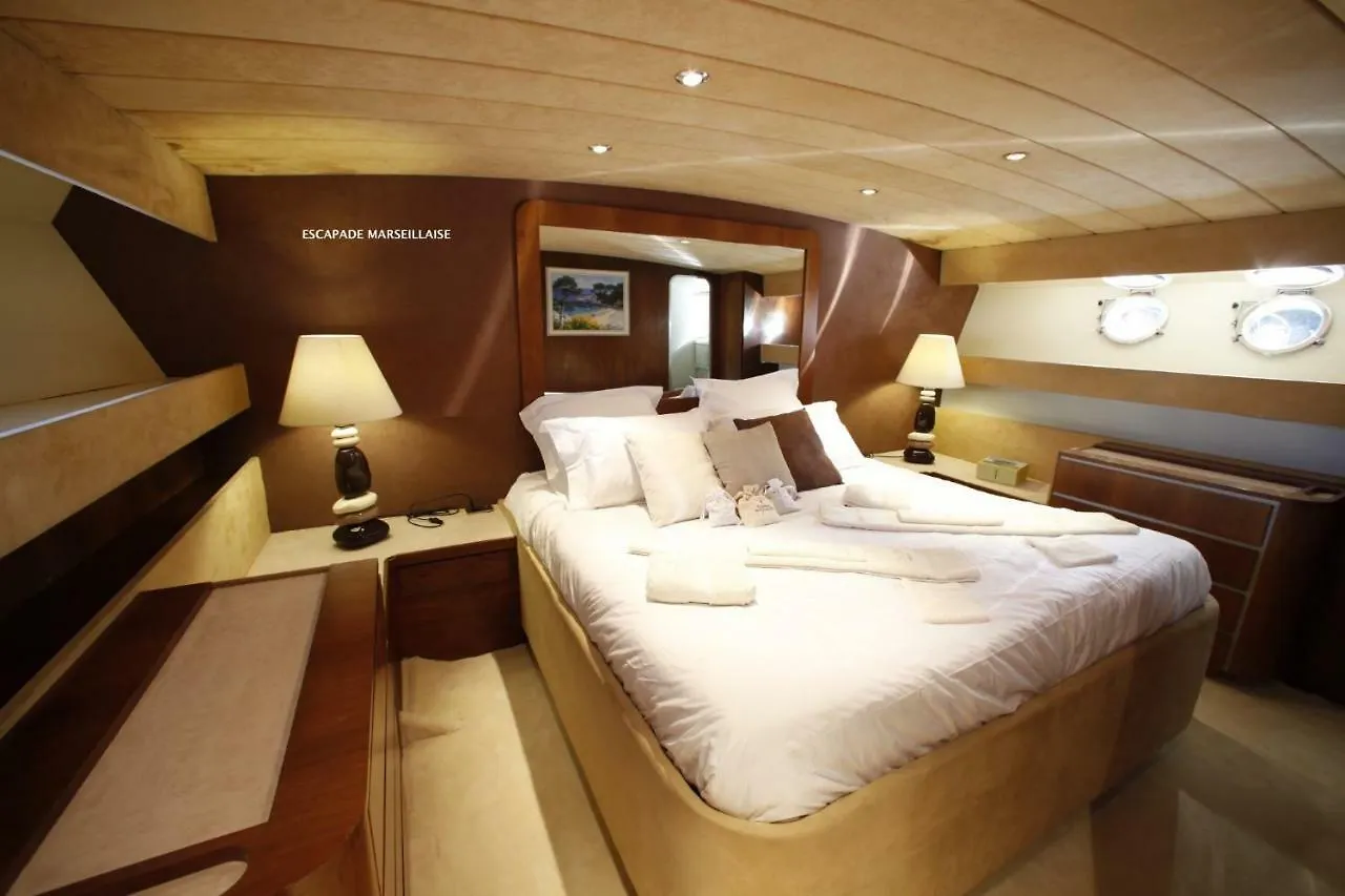 بوتيل فندق Yacht Cyos مارسيليا