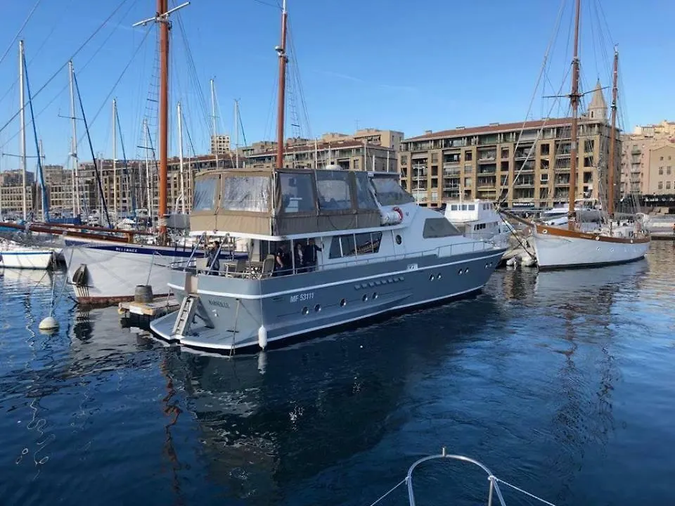 فندق Yacht Cyos مارسيليا