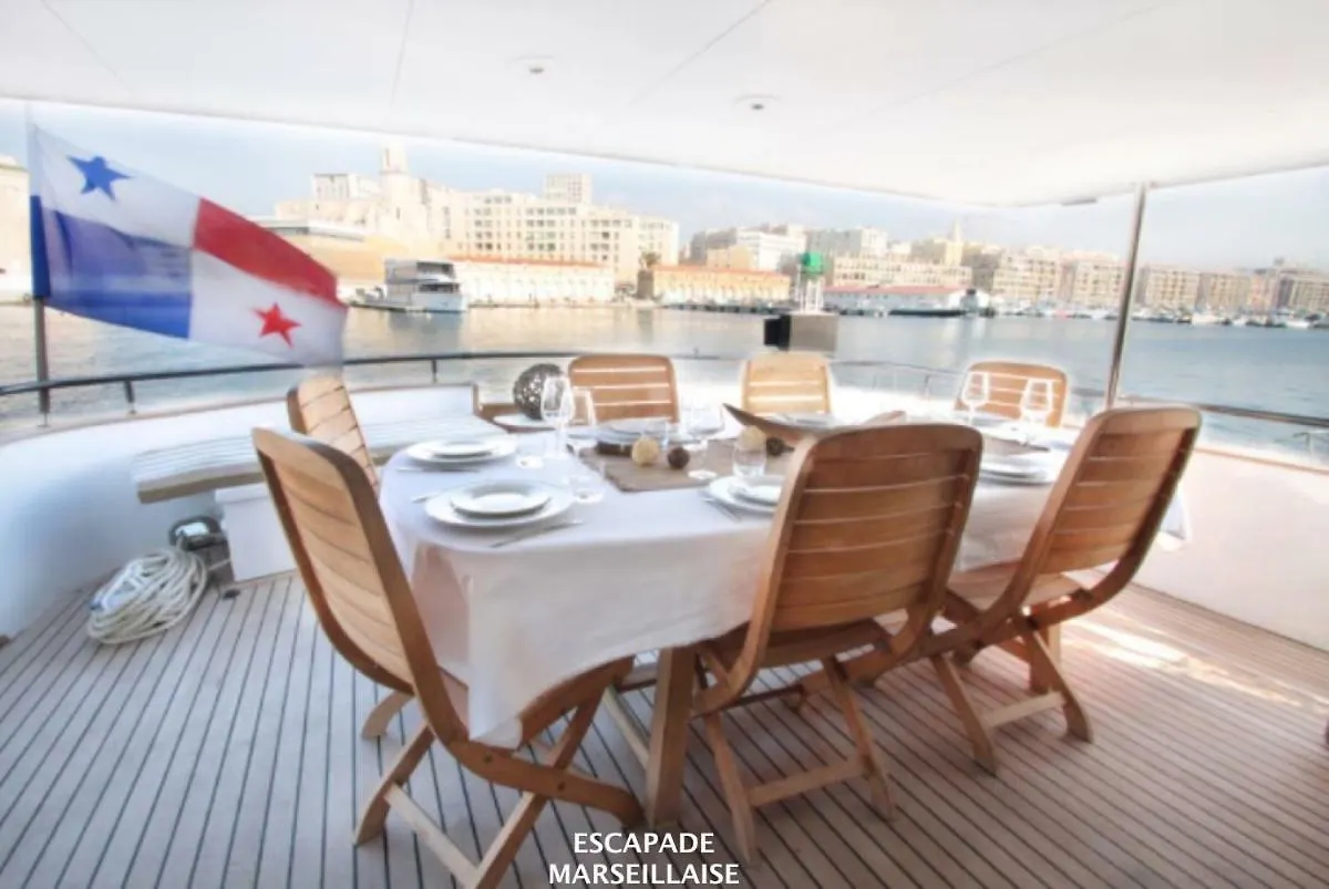 Отель Yacht Cyos Марсель